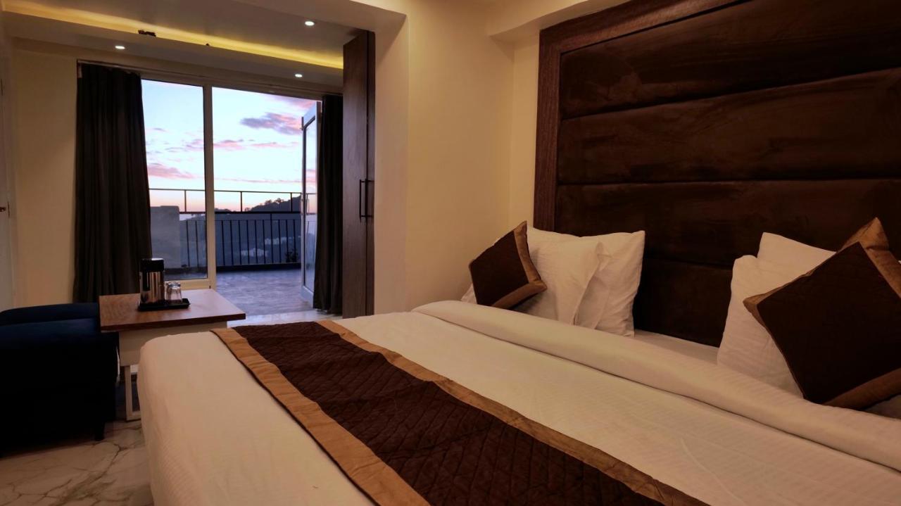 Hotel Brite Star موسوري المظهر الخارجي الصورة