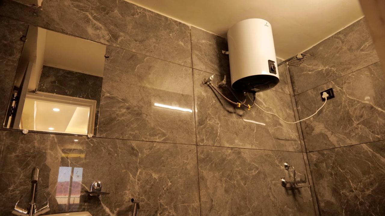 Hotel Brite Star موسوري المظهر الخارجي الصورة