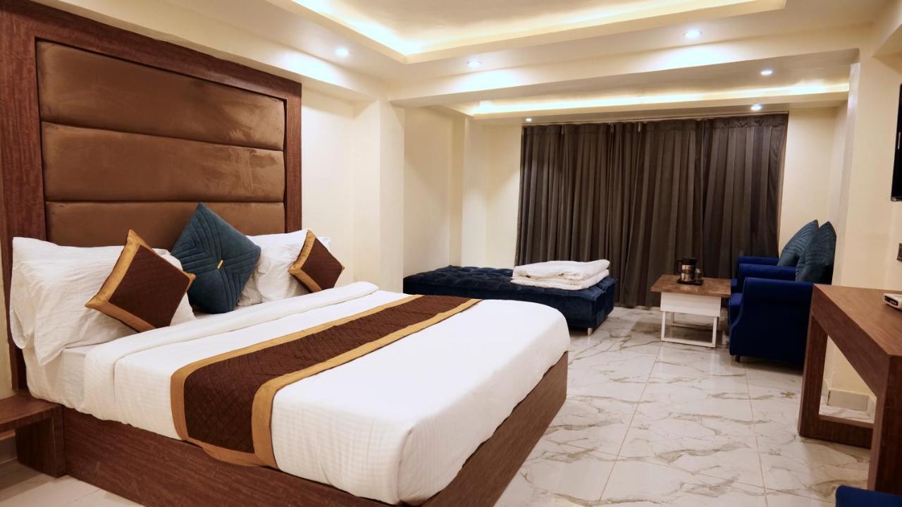 Hotel Brite Star موسوري المظهر الخارجي الصورة