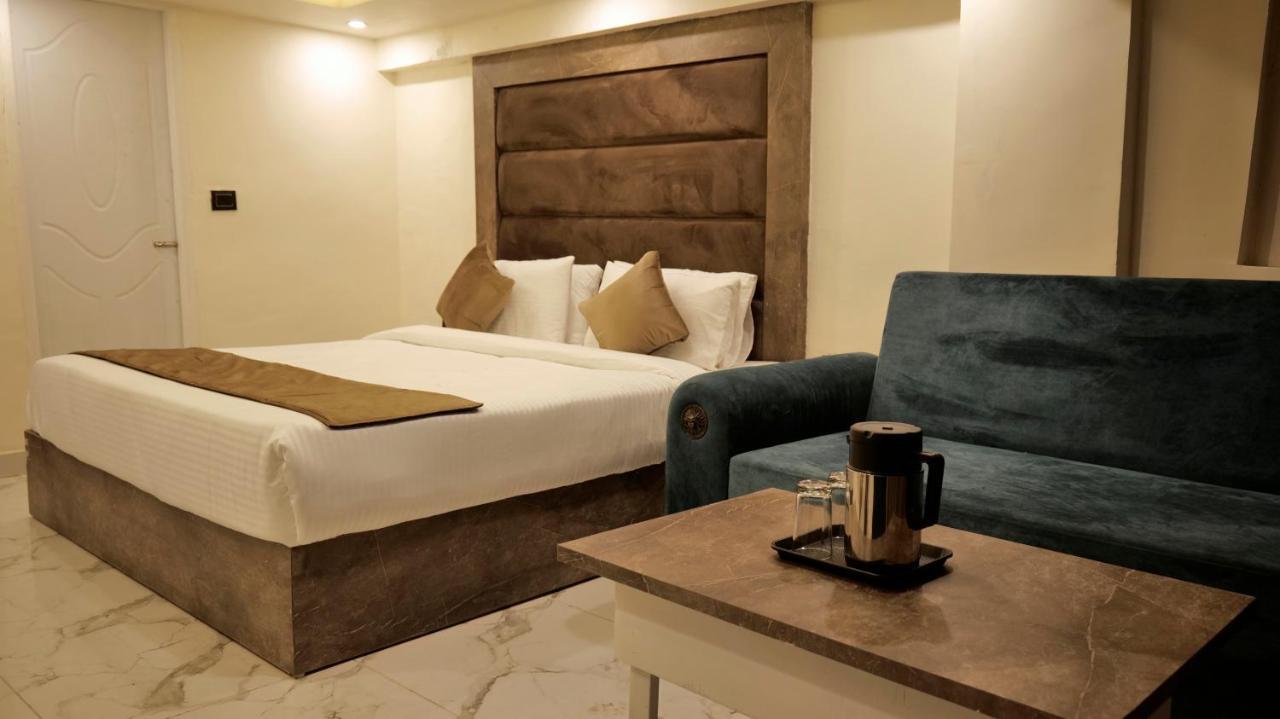 Hotel Brite Star موسوري المظهر الخارجي الصورة