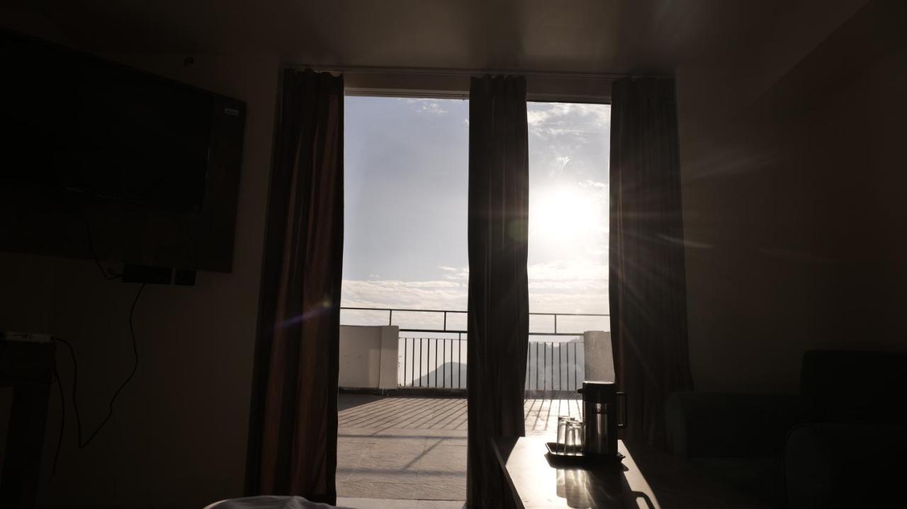 Hotel Brite Star موسوري المظهر الخارجي الصورة