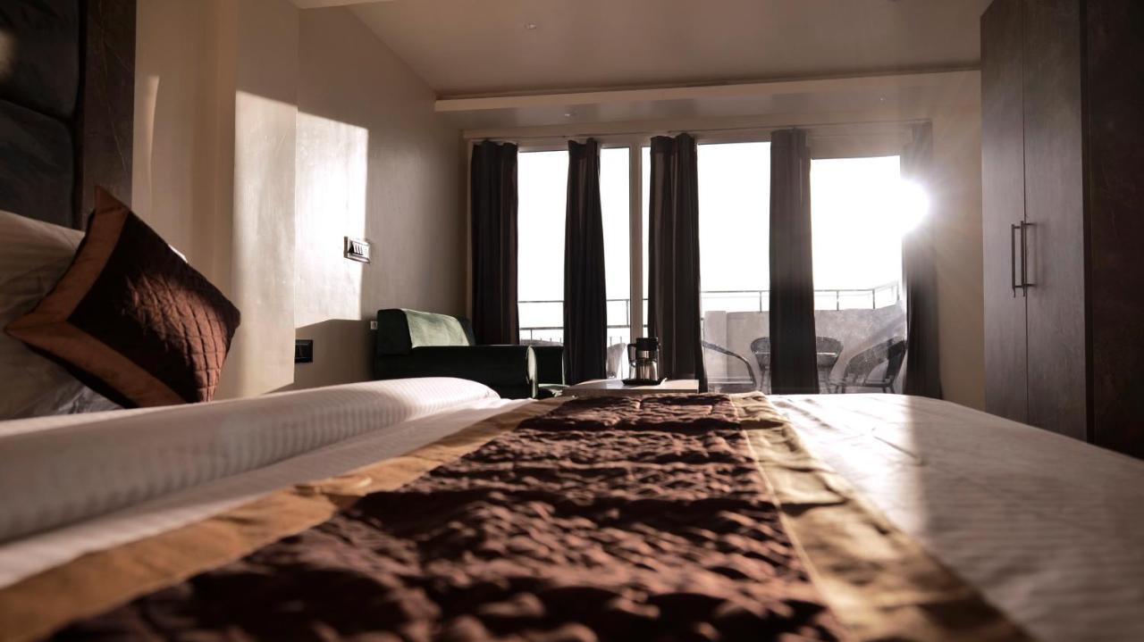 Hotel Brite Star موسوري المظهر الخارجي الصورة