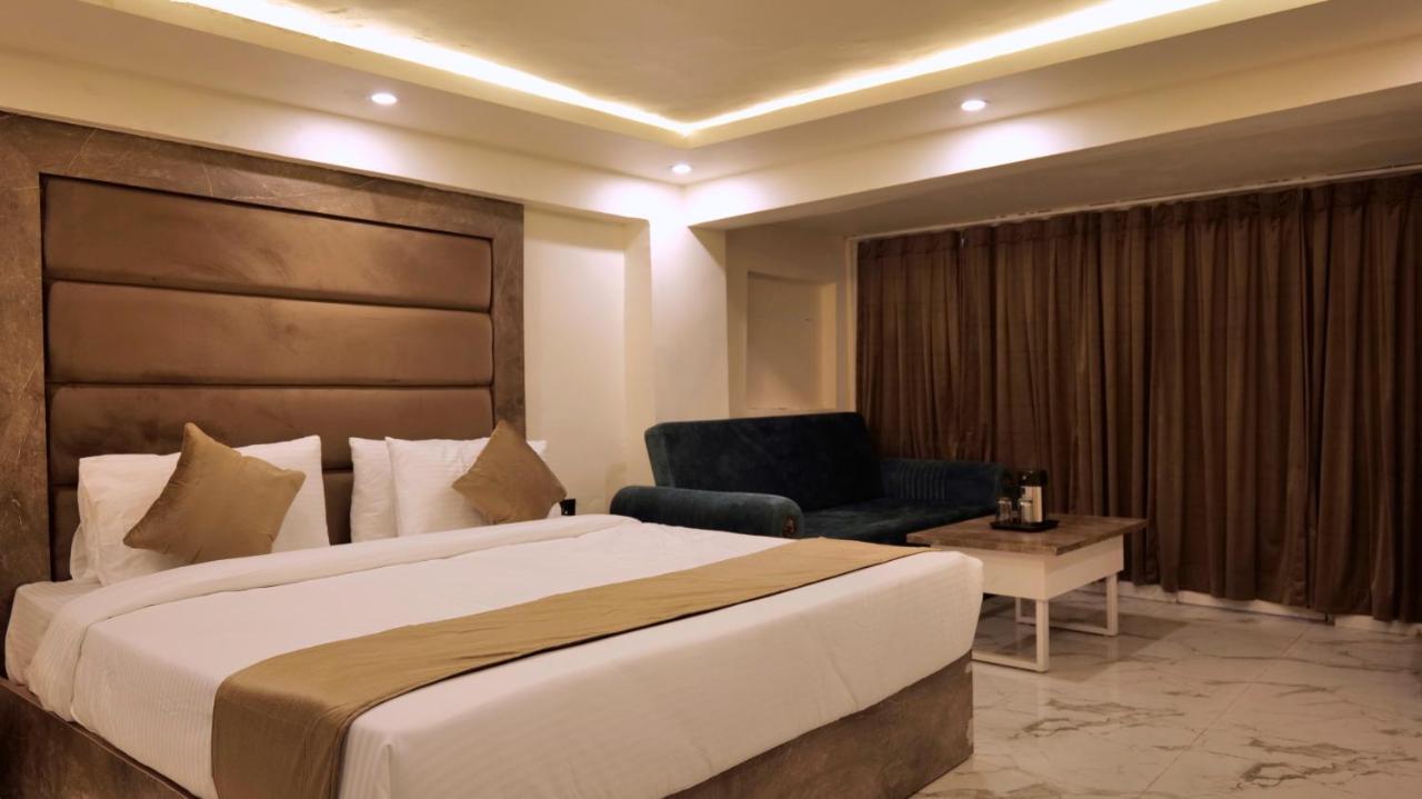 Hotel Brite Star موسوري المظهر الخارجي الصورة