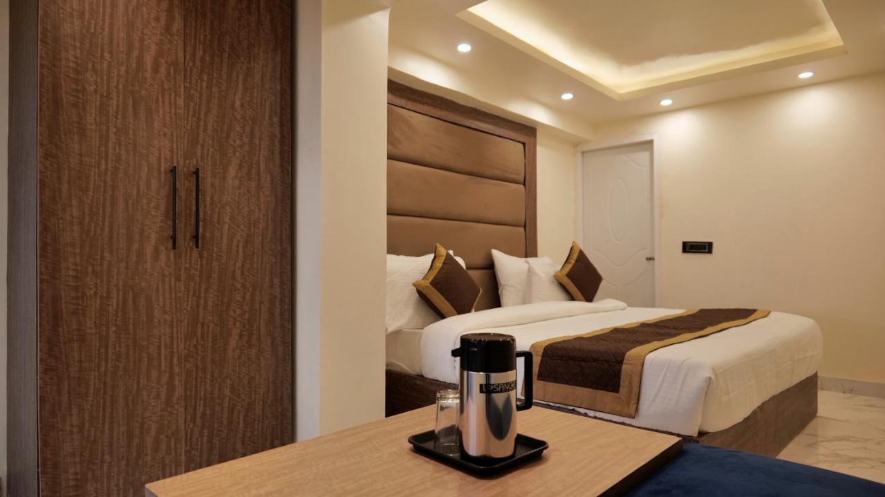 Hotel Brite Star موسوري المظهر الخارجي الصورة