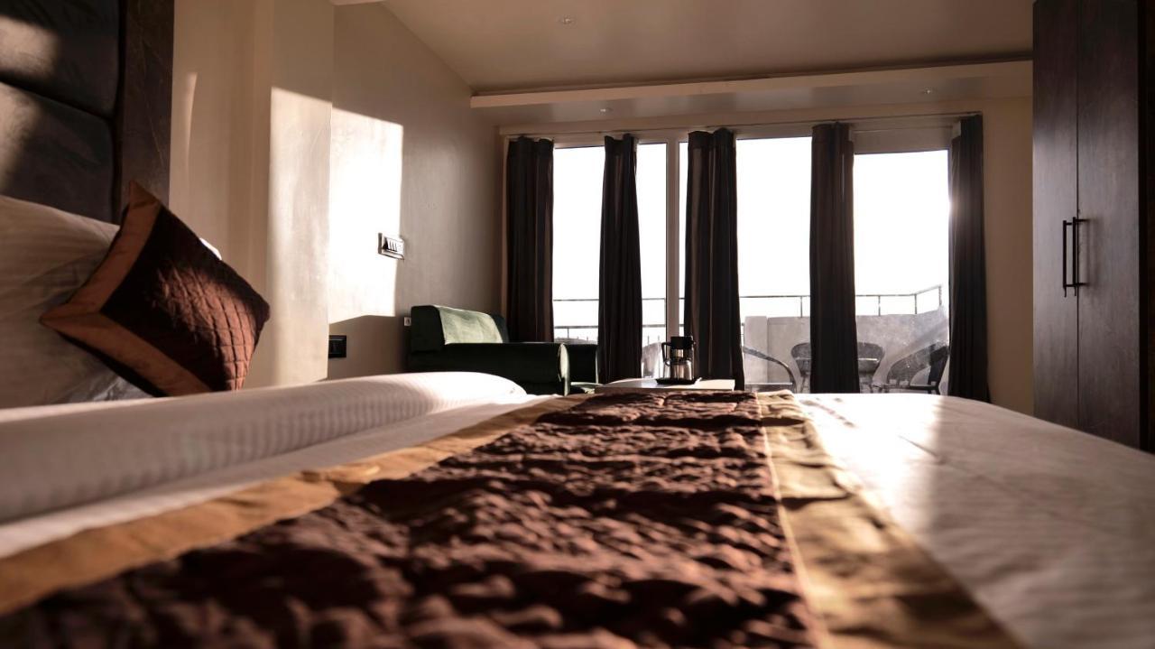 Hotel Brite Star موسوري المظهر الخارجي الصورة