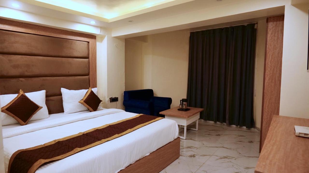 Hotel Brite Star موسوري المظهر الخارجي الصورة