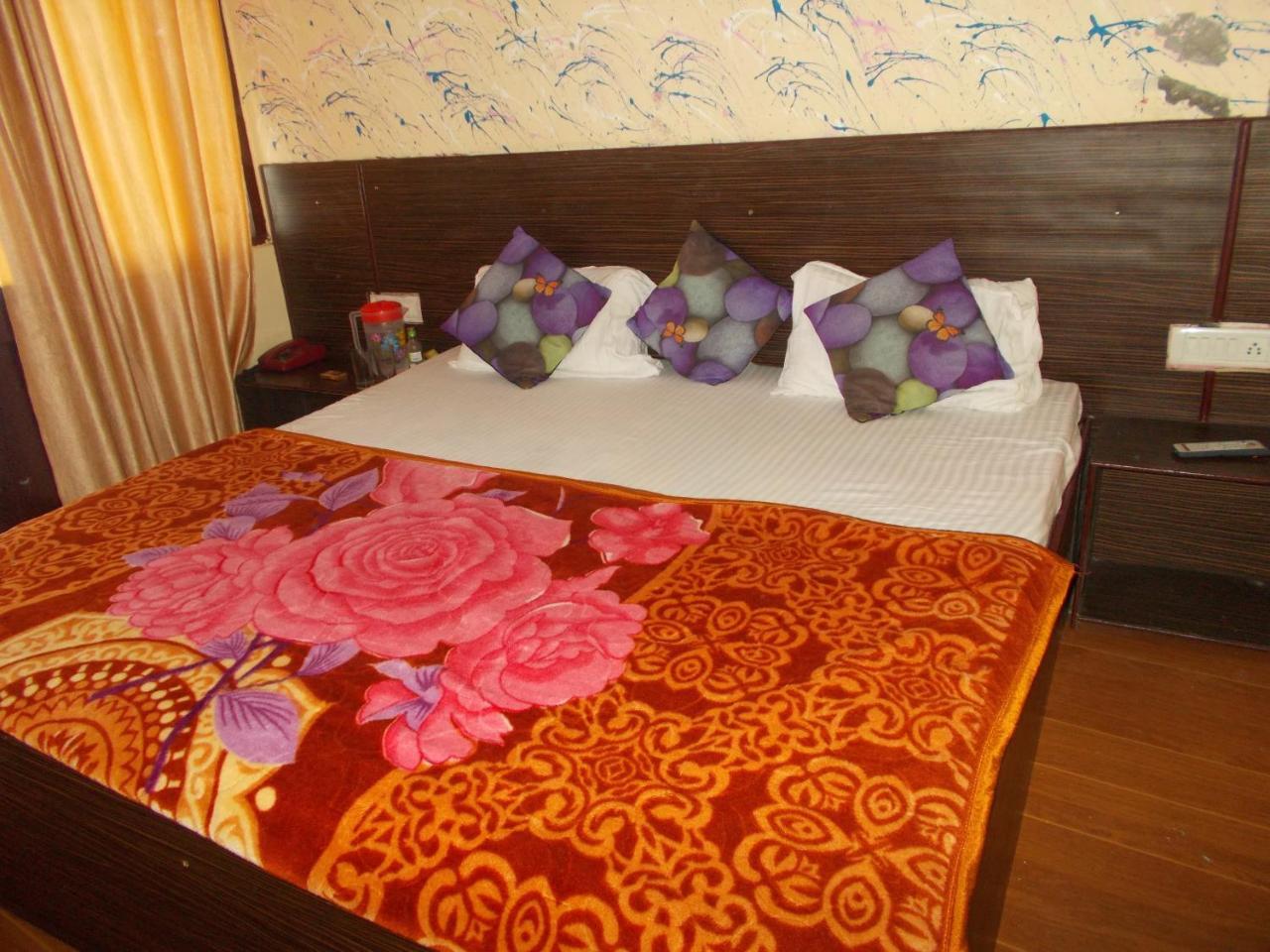 Hotel Brite Star موسوري المظهر الخارجي الصورة